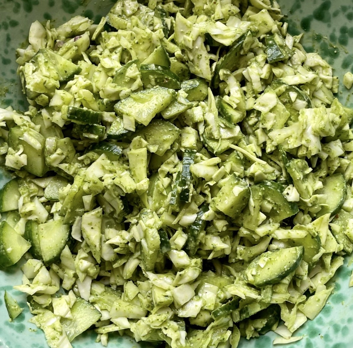 Insalatina verde con avocado fresco